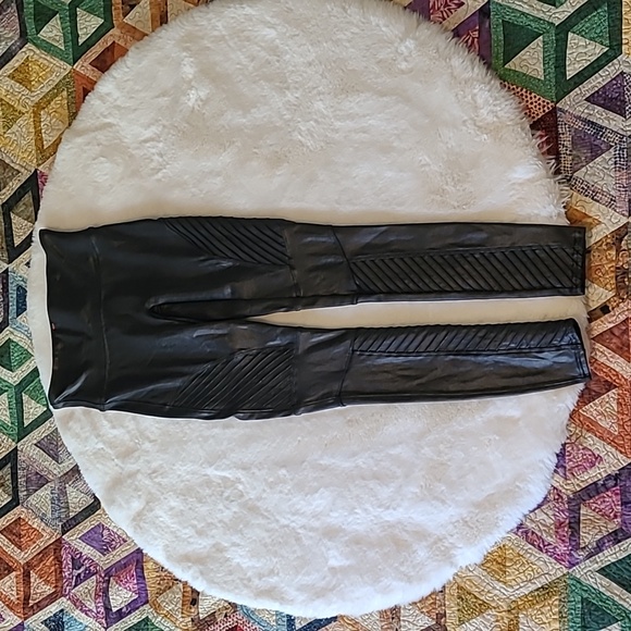 Spanx Black Moto Faux Leather Ribbed High Waisted Leggings Small - Picture 1 of 11